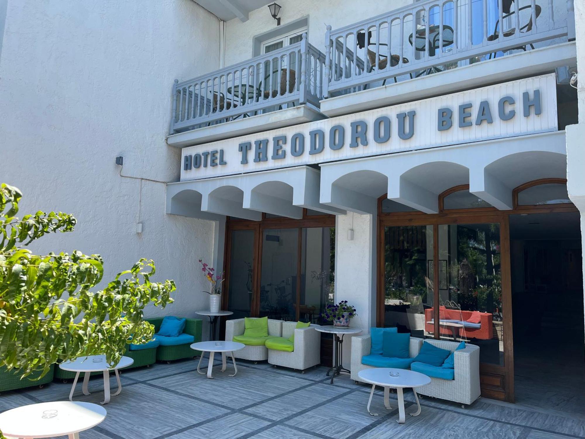 Theodorou Beach Hotel Apartments Псалиди Экстерьер фото